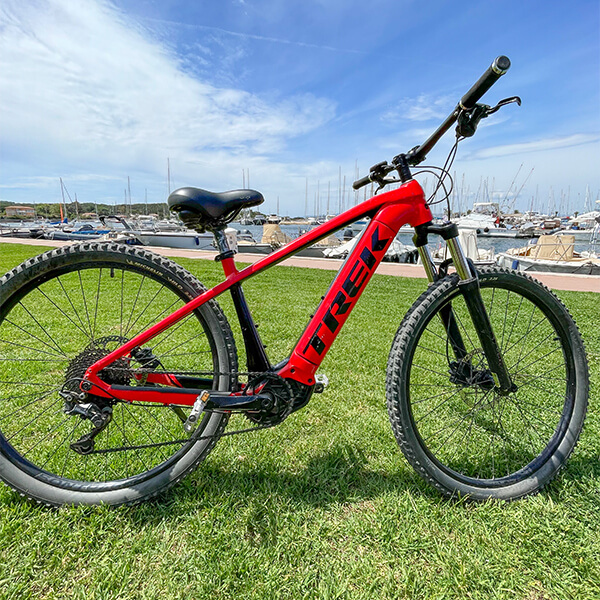VTT-electrique-l-indien-porquerolles-location-velo-vtt
